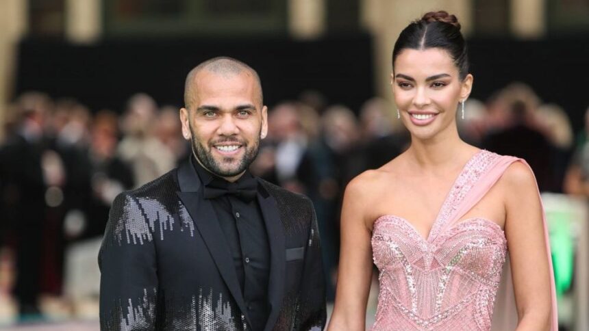 galerie foto dani alves si femeia care i a fost alaturi in perioada in care a fost inchis pentru viol au devenit parinti 68e8e15fd7efe