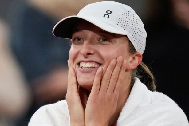 galerie foto iga swiatek a depasit o pe venus williams doar serena a incasat mai multe premii in istoria tenisului feminin 68ef27e231a45