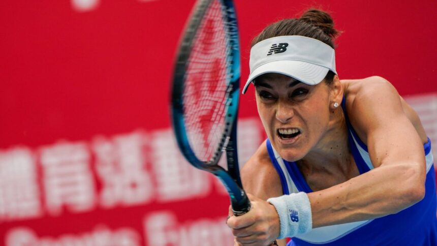 Revedere cu „balaurul.” Sorana Cîrstea joacă la Hong Kong cu jucătoarea care nu a ieșit la întâlniri până la 22 de ani. 1 galerie foto revedere cu balaurul sorana cirstea joaca la hong kong cu jucatoarea care nu a iesit la intalniri pana la 22 de ani 69022d06b39fd