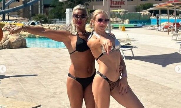 galerie foto sabrina voinea la campionatele mondiale de gimnastica de la jakarta alaturi de denisa golgota anamaria mihaescu si ella oprea cretu 68e8c1a6472a5
