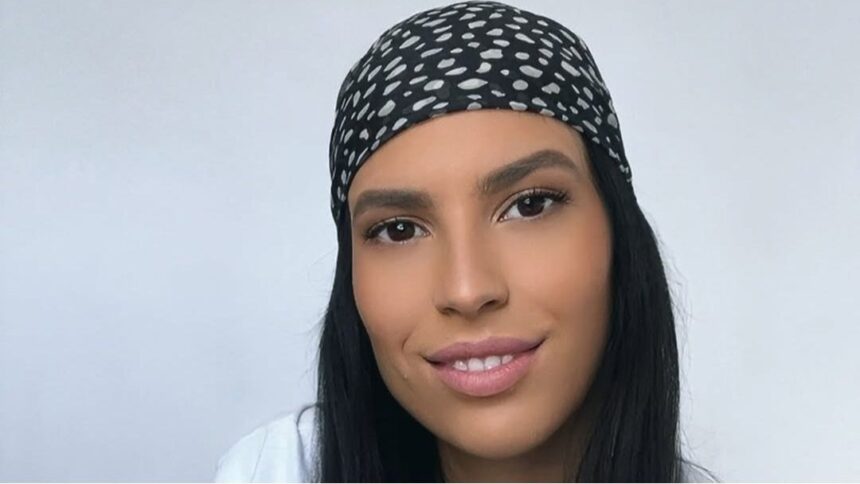 galerie foto sexy si eleganta madalina gherghi rezerva la meciul lui dinamo a atras toate privirile 6901ce1a3a962