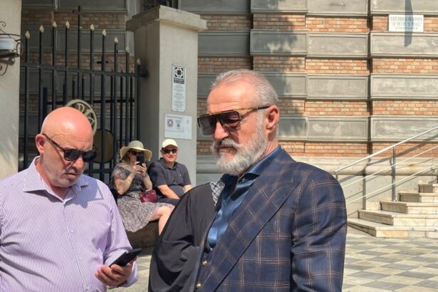 gigi becali asteapta verdictul final in cazul lucrarilor ilegale din constanta primarul autorizat sa demoleze de prima instant 68fac558aa275