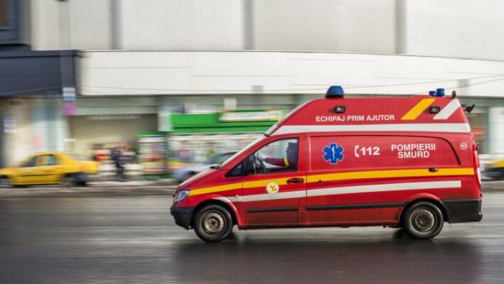 grav accident rutier intre un camion si o duba in localitatea stefan cel mare judetul constanta 68fb18545fe7d