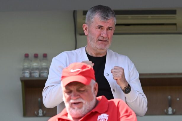 iftime vede botosaniul pe primul loc dar simte ca o alta echipa va fi campioana e anul lor 68f75e3ce2ef1