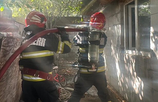 incendiu la o locuinta din municipiul tulcea 68dd28776aad2