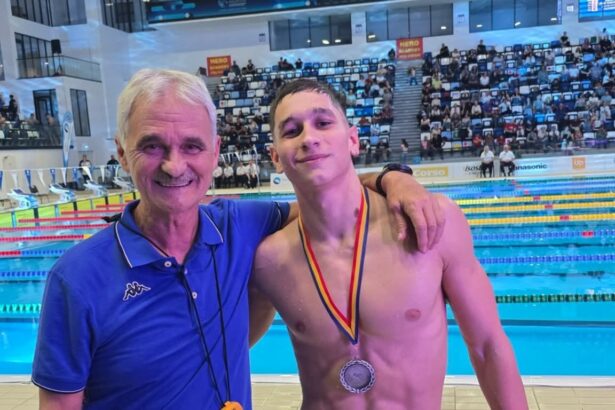 inotatorul matei silivestru de la csm constanta pe podium la cupa andrei nicolescu 6904a37494ce6