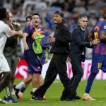 L-a distrus pe Vinicius și e convins: ”Florentino o să îl vândă!” Nici Lamine Yamal nu a scăpat de furia sa. 13 l a distrus pe vinicius si e convins florentino o sa il vanda nici lamine yamal nu a scapat de furia sa 69023096d8d53