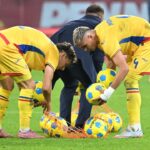 live text romania austria de la ora 2145 6 jucatori out din lotul lui lucescu ce sanse mai avem sa ajungem la campionatul mondial din 2026 68eb6499bf1f5