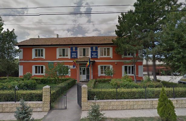 locuitorii din satul dropia se plang de lipsa iluminatului stradal cum raspunde primarul gheorghe grosu 690341f55a74d