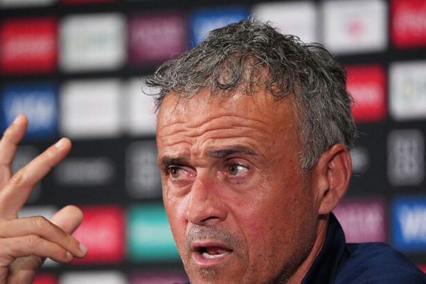 luis enrique si a laudat starul de la psg este cel mai bun din lume 68fccb06ced75