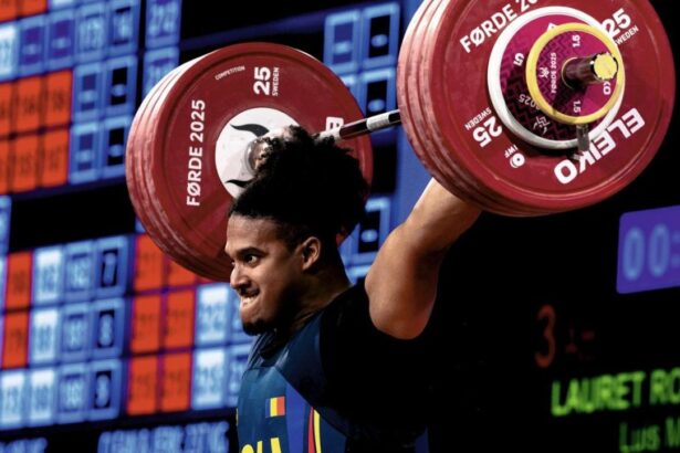 mesajul federatiei dupa ce romanul lauret rodriguez a obtinut argintul la smuls la mondialele de la forde 68ea8aa715cf1