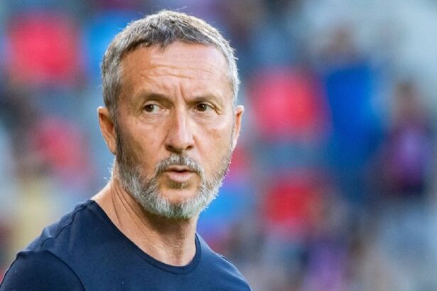 mihai stoica iritat da de pamant cu rivala din superliga cam mult vorbesc 6901c0094bb3c