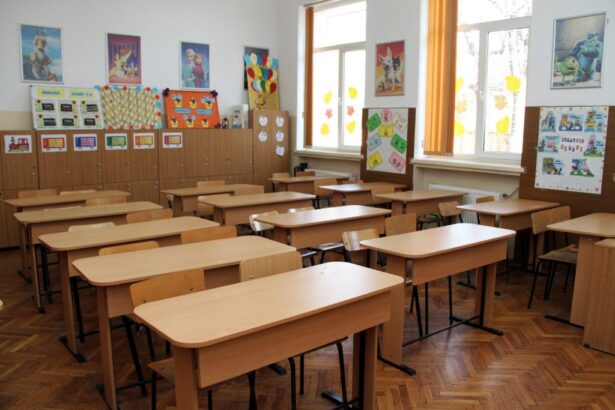 ministerul educatiei a aprobat suspendarea cursurilor in judetul constanta pe 8 octombrie din cauza codului rosu de ploi 68e4c9f293fcf