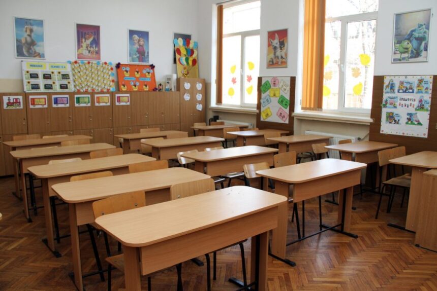 ministerul educatiei a aprobat suspendarea cursurilor in judetul constanta pe 8 octombrie din cauza codului rosu de ploi 68e4c9f293fcf