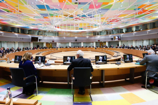 ministrii de externe ai ue discuta astazi la luxemburg despre razboiul din ucraina la consiliul afaceri externe participa si oana toiu 68f5d8aad544c