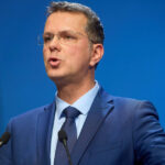 Ministrul Apărării, despre critica Oanei Gheorghiu la adresa lui Trump: A avut o opinie de cetățean liber 2 ministrul apararii despre faptul ca oana gheorghiu l a criticat pe trump a avut o opinie de cetatean liber 690203704a937