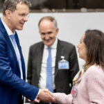 ministrul apararii discutii cu omologul spaniol mosteanu apreciaza participarea activa a spaniei la grupul de lupta nato in romania 68efc3279c2ee
