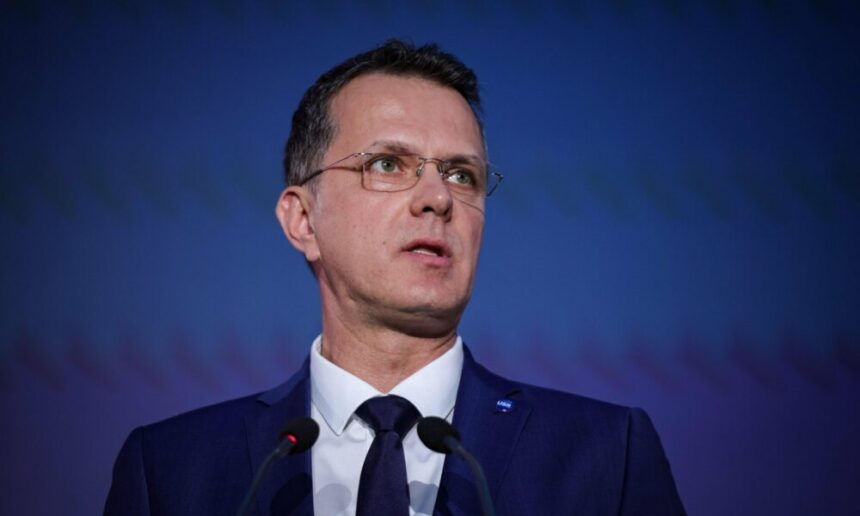 Ministrul Apărării Naționale, Ionuț Moșteanu: ”Vor rămâne aproximativ 1.000 de soldați americani în România” 1 ministrul apararii nationale ionut mosteanu vor ramane aproximativ 1 000 de soldati americani in romania 6901f61dc2bba