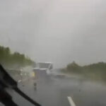 momentul in care soferul unei autoutilitare pierde controlul volanului accident pe a1 surprins cu o camera de bord 68e629b5b0657