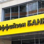 moscova vrea sa mentina o punte financiara esentiala spre occident raiffeisen nu si poate vinde o participatie la divizia din rusia 68dd5159a1eb2