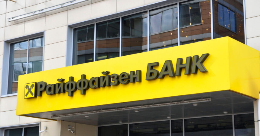 moscova vrea sa mentina o punte financiara esentiala spre occident raiffeisen nu si poate vinde o participatie la divizia din rusia 68dd5159a1eb2