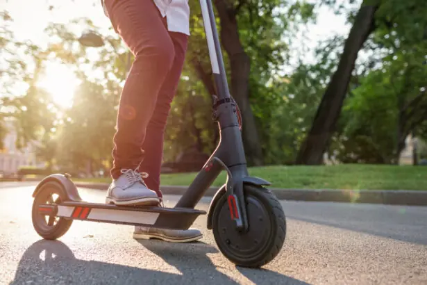 municipiul resedinta de judet care a interzis de astazi partial circulatia trotinetelor ce amenzi vor lua cei care nu se conformeaza 69038240f39dc