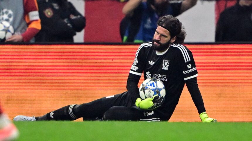 news alert alisson becker a aflat cat va lipsi dupa accidentarea suferita in galatasaray liverpool 68dfade66debb