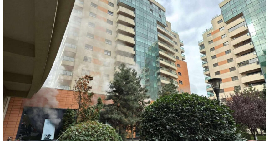 news alert incendiu la subsolul unui bloc din sectorul 6 unde functioneaza un centru spa zeci de oameni evacuati 68f35fde1bc20