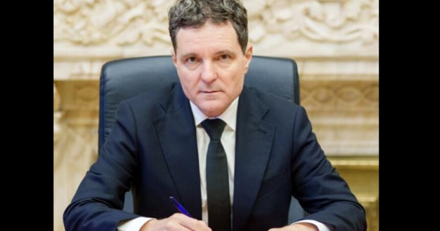 nicusor dan a promulgat legea care sanctioneaza coruperea functionarilor publici straini in operatiunile economice internationale 68f1389f0299c