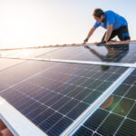 Nicușor Dan a sesizat CCR privind „legea prosumatorilor”. Impactul asupra celor care au instalat panouri solare. 7 nicusor dan a sesizat ccr pe legea prosumatorilor cum sunt afectati cei care si au montat panouri solare 6904e2221a9c2