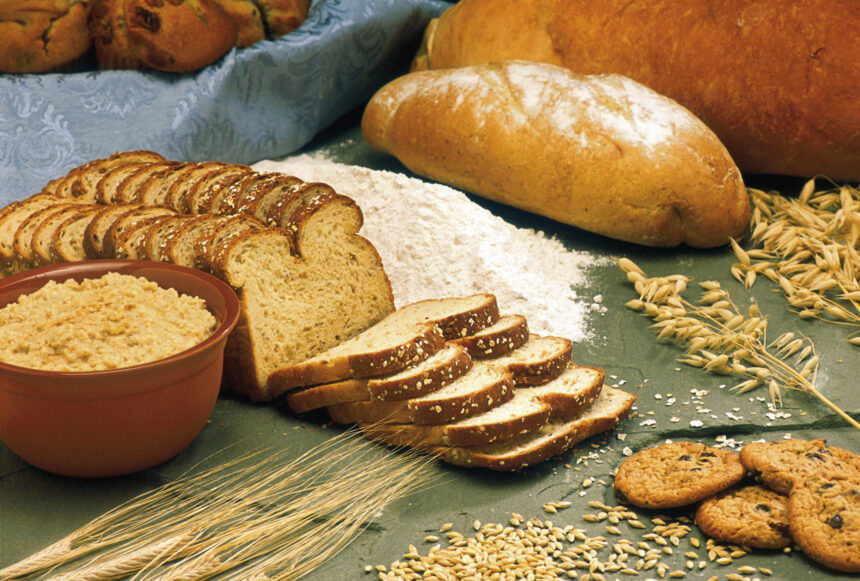 nutritionistii avertizeaza reducerea carbohidratilor poate ajuta la slabire dar echilibrul ramane cheia 68f69ef292abc