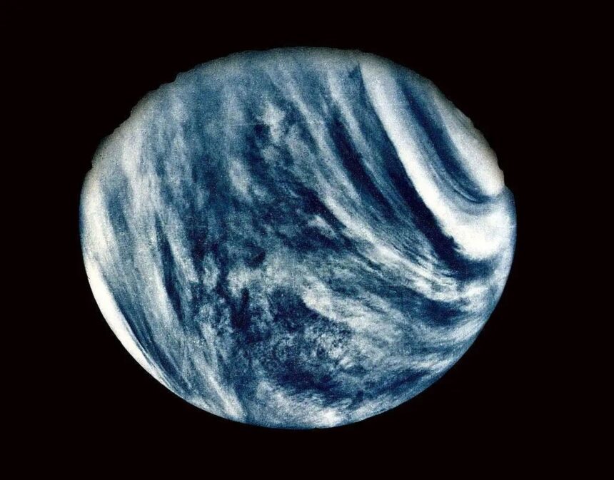 o misiune din anii 70 a rezolvat un mister al planetei venus 68e55811612d1