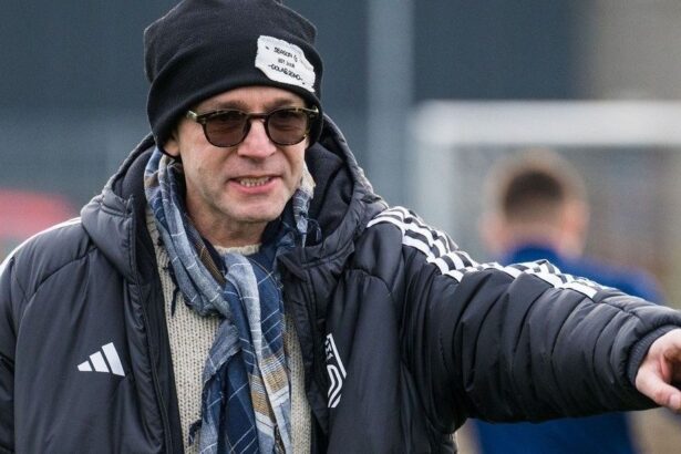 oficial bogdan lobont out pisica pleaca dupa un start dezastruos de sezon 68f644fb1d77a