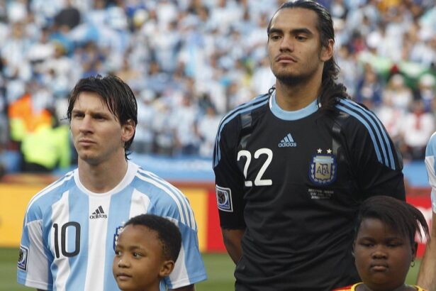 oficial cu ce echipa a semnat sergio romero cel mai selectionat portar din istoria nationalei argentinei 68f20325e72ab