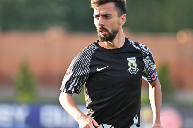 oficial patrick petre out succes in cariera 68f78c106fa8a