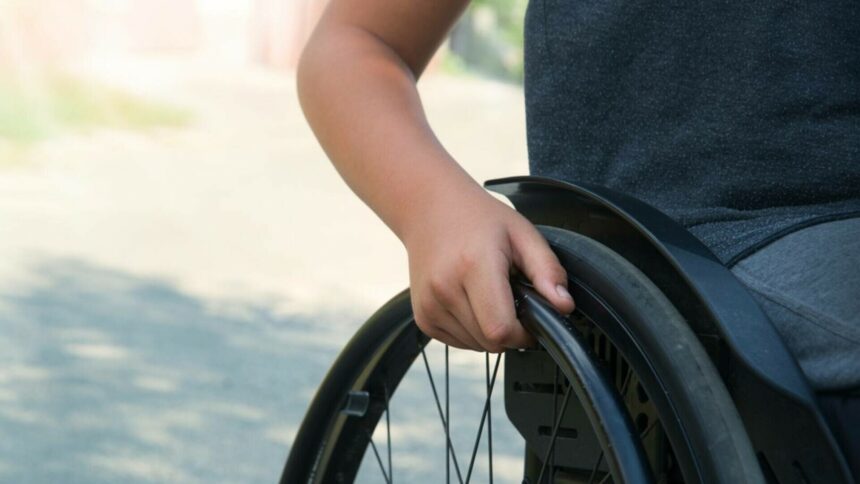 parintii copiilor cu nevoi speciale pot lucra de acasa mai multe zile pe luna potrivit unei noi legi 68ef75daf031d