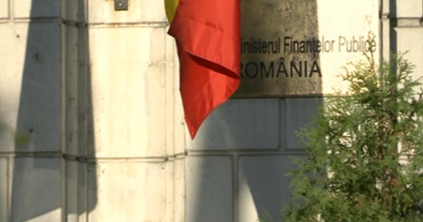pichet al sindicalistilor din educatie la sediul ministerului finantelor investiti in betoane dar lasati mintile goale 68e4d843b0abf