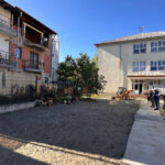 poarta dintr o curte privata deschisa direct in curtea unei scoli din pitesti cristian gentea am vazut multe de cand sunt primar 68ee86631551b
