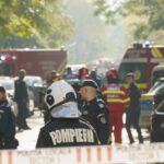 premierul ilie bolojan dupa explozia din rahova doi raniti vor fi transferati in strainatate foarte probabil blocul va fi demolat 68f22dd5a09bf