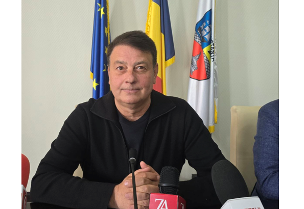 presedintele cjc florin mitroi prioritatea mea si a echipei derularea proiectelor pentru comunitate nu pierdem timp cu dispute politice nefondate 68ffb6cc09057