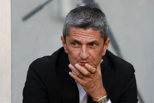 razvan lucescu a invatat lectia paok abordare noua in franta romanul arunca in lupta artileria grea contra lui lille 68f88c8fcbab2