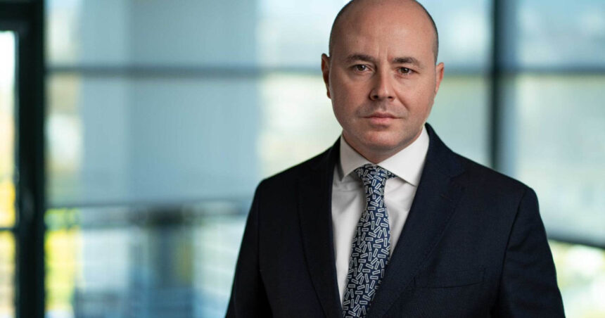 reactia lui alexandru muraru la cererea lui simion de a primi protectie spp o cacialma un huligan care pozeaza in victima 69051de70ba37