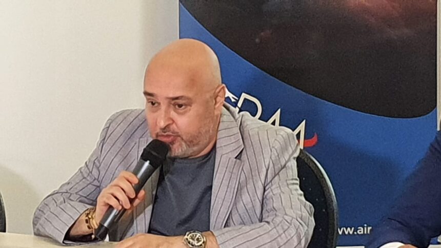 Replica directorului Aeroportului Kogălniceanu la acuzațiile premierului Bolojan referitoare la creșterea indemnizațiilor 1 replica directorului aeroportului kogalniceanu dupa acuzatiile premierului bolojan privind majorarea indemnizatiilor 6901ead486c41