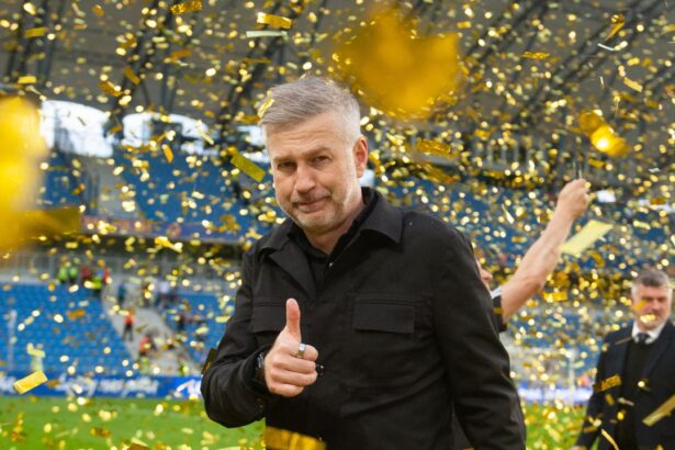 replica lui edi iordanescu dupa ce lucescu l a atins unde doare cel mai tare e un afront catre mine si catre toti cei implicati 68f1dc74c953f