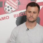s a lasat cu scandal la derby seful lui dinamo a luat foc si a dat buzna in vestiarul rapidului 68f5c2e6b9f22
