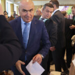 sedinta in coalitie mandatul lui ilie bolojan dupa decizia ccr si data alegerilor din bucuresti in discutie ce variante sunt pe masa 68f7068f8419c