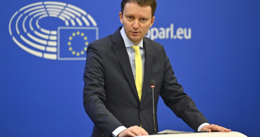siegfried muresan la protestul fermierilor din fata parlamentului european vom apara fondurile pentru agricultura in fata taierilor 68f7774709635