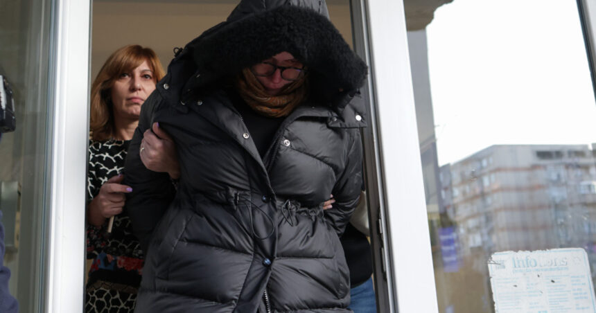 sora fostului ministru carmen dan a fost retinuta de politisti in dosarul de inselaciune 68f1500da08bb