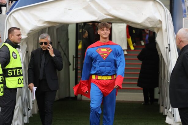 surpriza in primul 11 al lui fcsb el va juca 6901f140aca3b