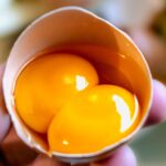 Test de cultură generală: De ce unele ouă conțin două gălbenușuri? 2 test de cultura generala de ce unele oua au doua galbenusuri 690100b8a8313